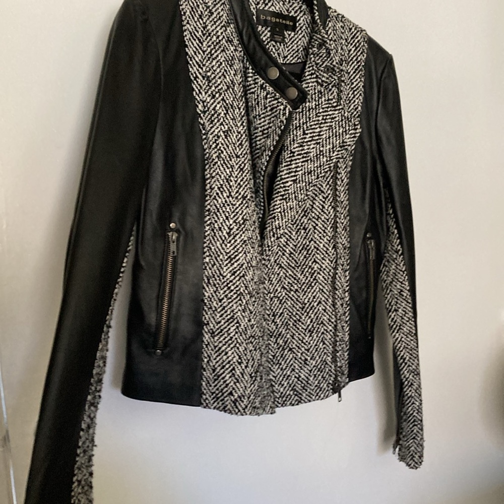 Bagatelle Leather Jacket w/ Houndstooth‎ Knit - Picture 9 of 9